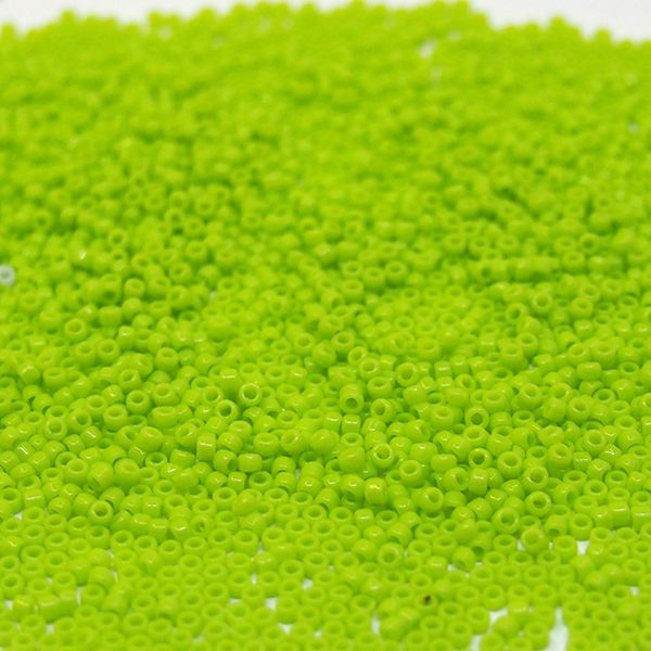 Бисер круглый 15/0 #0044 Непрозрачный, зеленое яблоко