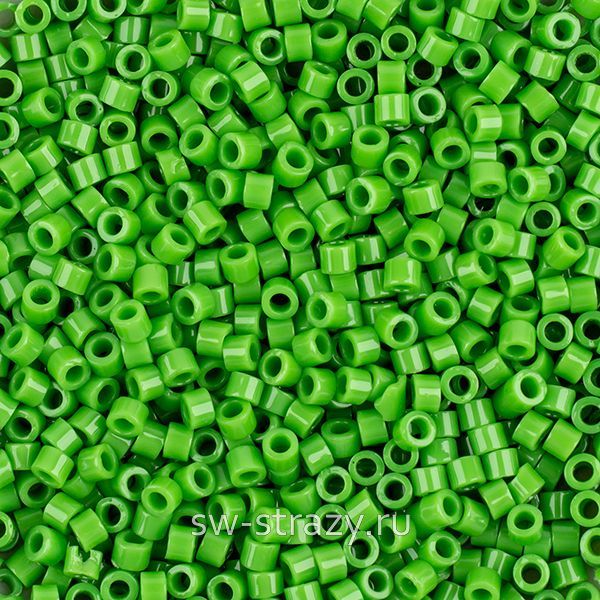 Бисер Treasures 11/0 #0047 Темно-салатовый